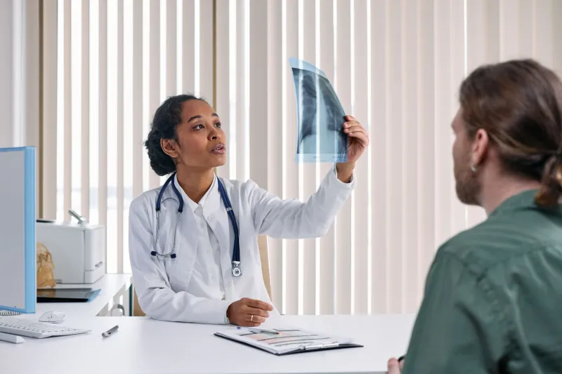 Same Inflammation, Different Answer: How Doctors Decide Who Gets Prednisolone and Who Doesn't